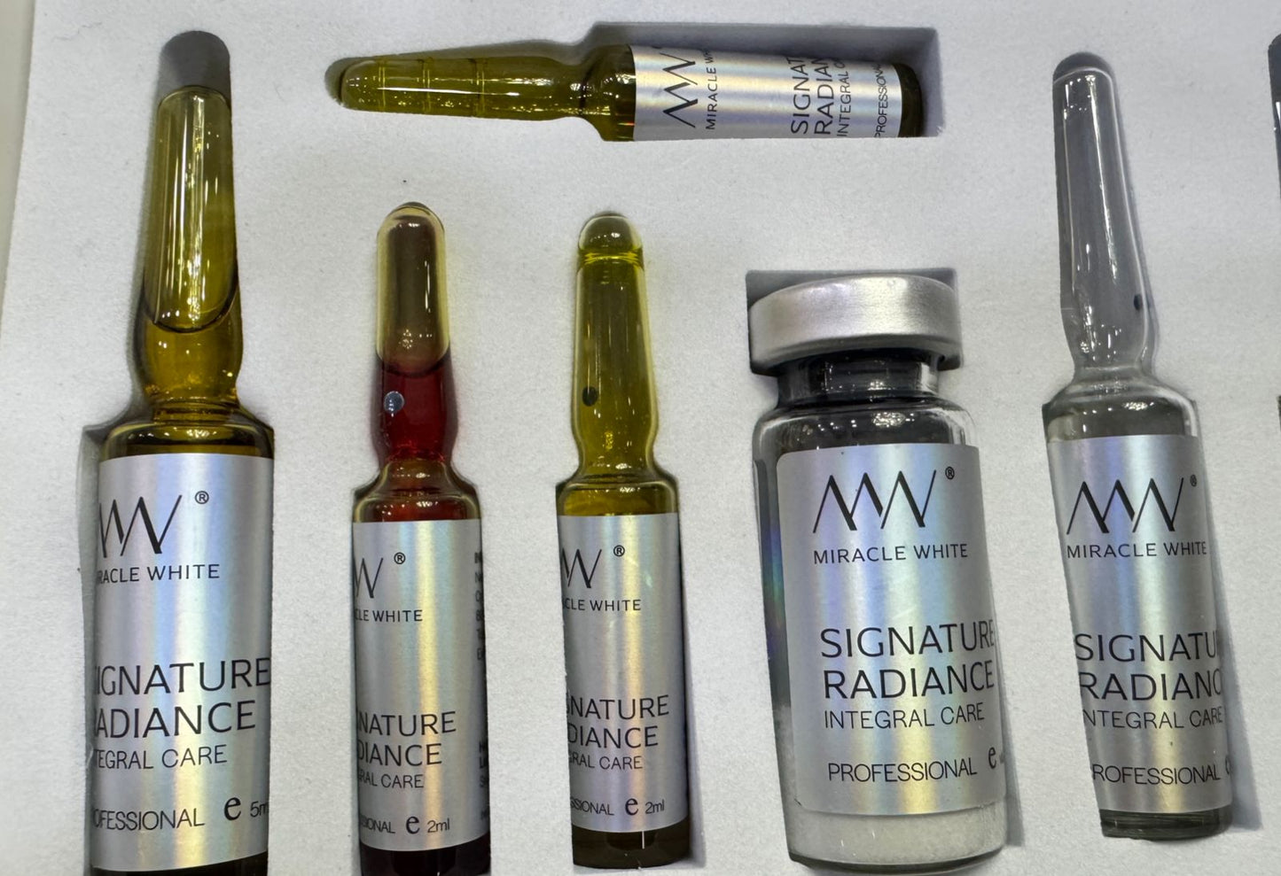 Miracle White 80,000mg Glutathione Injection White Box